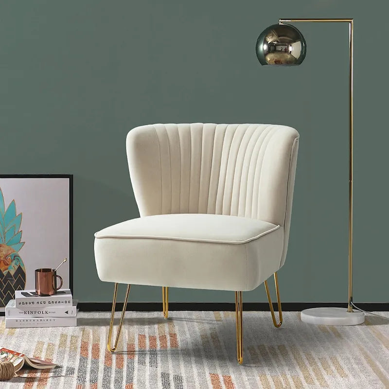 Chaise d'appoint capitonnée moderne en velours avec pieds dorés par